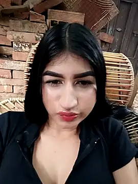 Julix A online show from December 20, 2025, 1:07 pm