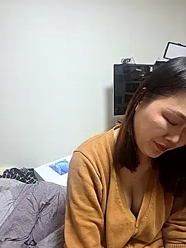 rami0428 online show from April 26, 2026, 7:06 am