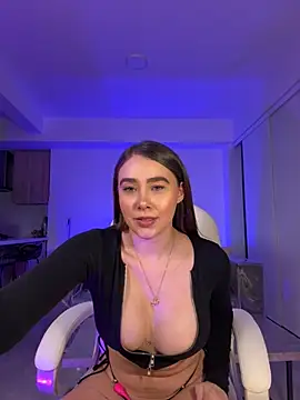 Snapshot of Lanataylor- chatting on September 26, 2025, 11:53 pm Lanataylor- online show from September 26, 2025, 11:53 pm