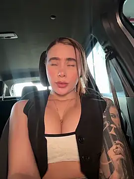 Lanataylor- online show from March 15, 2026, 7:42 pm