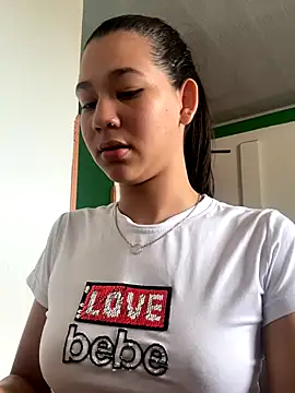 Amber hot22 online show from September 27, 2025, 5:40 pm