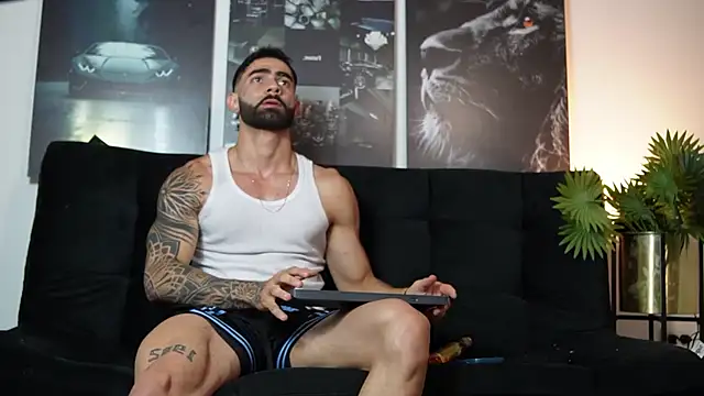 Snapshot of Austin_bolt chatting on October 4, 2025, 1:58 am Austin bolt online show from October 4, 2025, 1:58 am