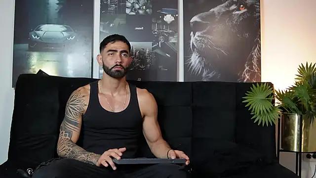 Snapshot of Austin_bolt chatting on October 5, 2025, 11:46 pm Austin bolt online show from October 5, 2025, 11:46 pm