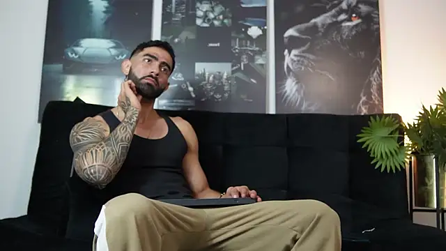 Snapshot of Austin_bolt chatting on October 11, 2025, 1:49 am Austin bolt online show from October 11, 2025, 1:49 am