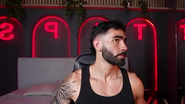 Snapshot of Austin_bolt chatting on October 21, 2025, 2:23 am Austin bolt online show from October 21, 2025, 2:23 am