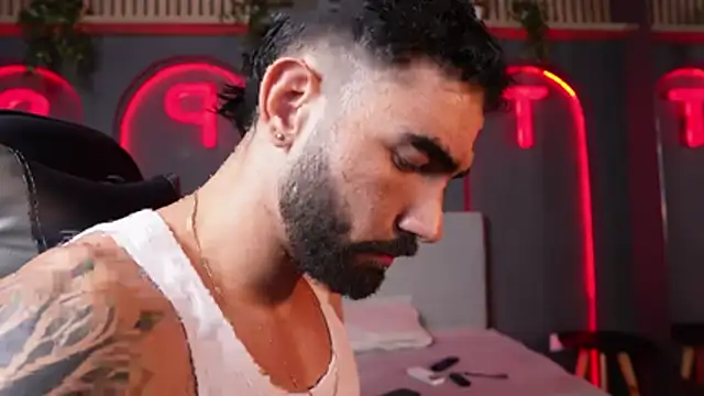 Snapshot of Austin_bolt chatting on October 29, 2025, 3:20 am Austin bolt online show from October 29, 2025, 3:20 am