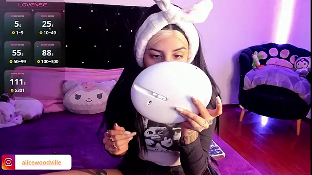 Alice woodville online show from January 2, 2025, 10:11 pm