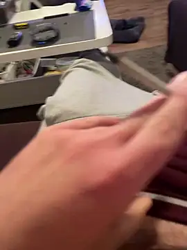 Snapshot of privat-official chatting on October 2, 2025, 8:38 pm privat-official online show from October 2, 2025, 8:38 pm