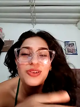 Ary-18 online show from November 12, 2025, 1:39 am