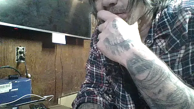 clitstitsandbongrips online show from December 15, 2024, 10:26 pm