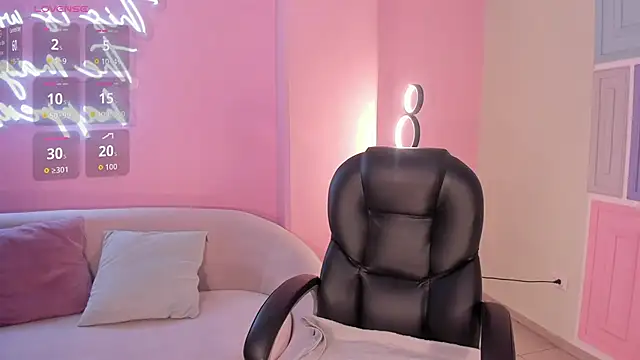 Snapshot of AmberFarrell chatting on February 13, 2026, 8:16 pm AmberFarrell online show from February 13, 2026, 8:16 pm