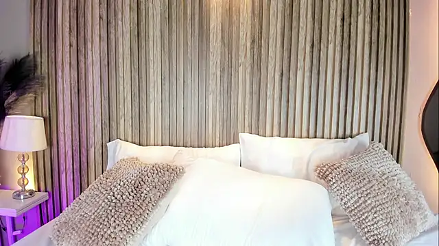 HannaPaola online show from March 20, 2026, 10:36 pm