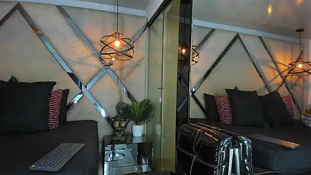 Liah Grey8 online show from February 22, 2026, 9:35 pm