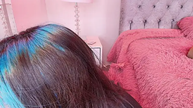 Snapshot of Salem_skyler_ chatting on October 26, 2025, 3:45 am Salem skyler online show from October 26, 2025, 3:45 am