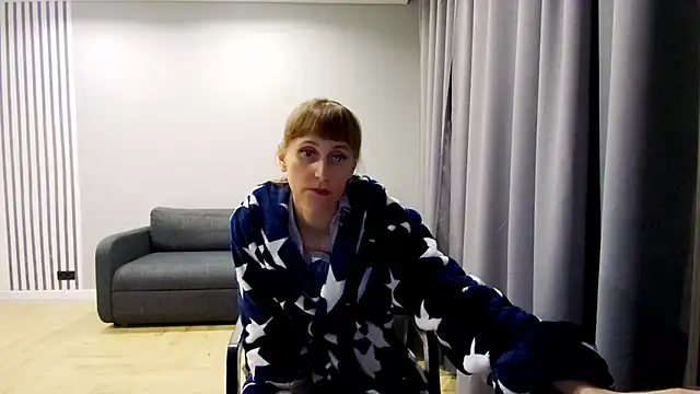 Daniella Lorente online show from December 6, 2024, 4:36 am