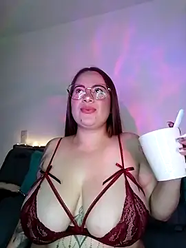 soofy   online show from March 18, 2026, 3:42 am