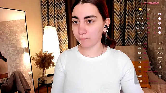 hannacheekss  online show from October 9, 2025, 2:09 am