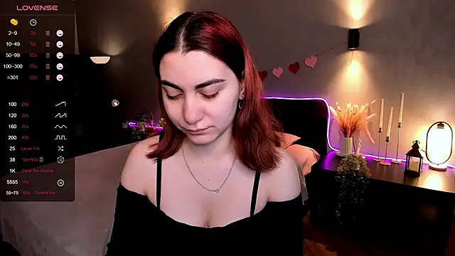 hannacheekss  online show from January 13, 2026, 2:06 am