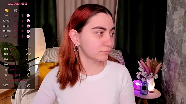 hannacheekss  online show from March 28, 2026, 2:11 am