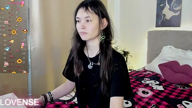 Emily Strikeee online show from February 23, 2026, 3:59 am