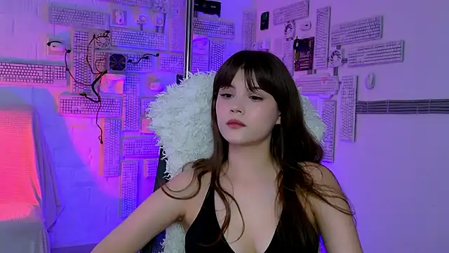 EvaThopson online show from March 21, 2026, 8:19 am