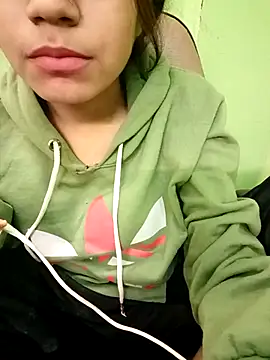 EACH 555 online show from December 1, 2025, 6:46 pm