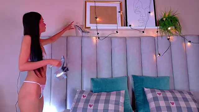 ChanelAdamss  online show from October 11, 2025, 2:55 am