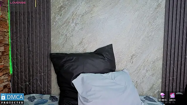 SolBeaumont1 online show from September 11, 2025, 7:36 pm