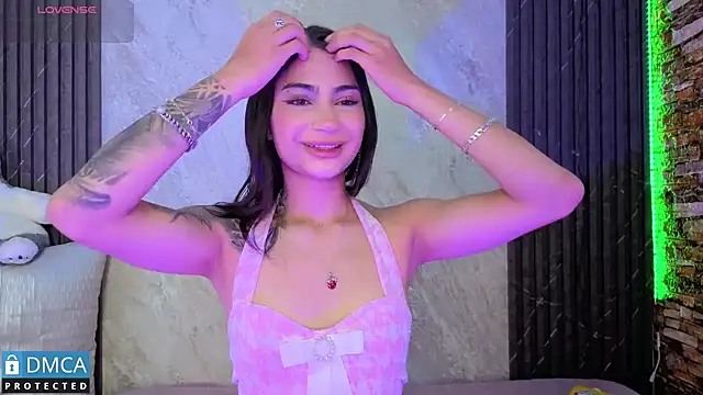 SolBeaumont1 online show from October 23, 2025, 7:34 pm