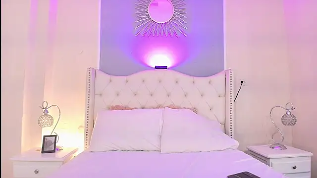 Snapshot of Ambar_Collingg chatting on October 10, 2025, 2:16 pm Ambar Collingg online show from October 10, 2025, 2:16 pm