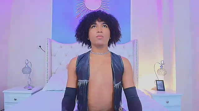 Snapshot of Ambar_Collingg chatting on October 23, 2025, 2:16 pm Ambar Collingg online show from October 23, 2025, 2:16 pm