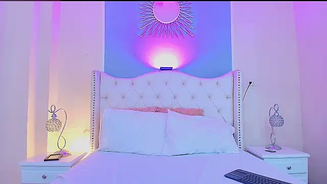 Snapshot of Ambar_Collingg chatting on October 27, 2025, 3:38 pm Ambar Collingg online show from October 27, 2025, 3:38 pm