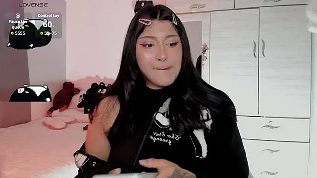 Snapshot of Ju_Kyung chatting on November 2, 2025, 12:02 am Ju Kyung online show from November 2, 2025, 12:02 am