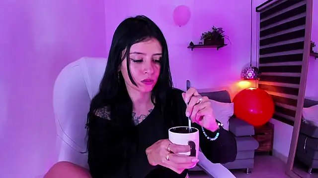 yenny garcia online show from November 13, 2025, 6:40 pm