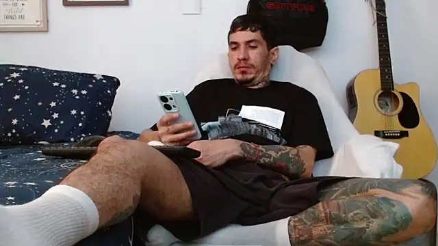 Snapshot of IaDoherty chatting on October 8, 2025, 3:20 pm IaDoherty online show from October 8, 2025, 3:20 pm