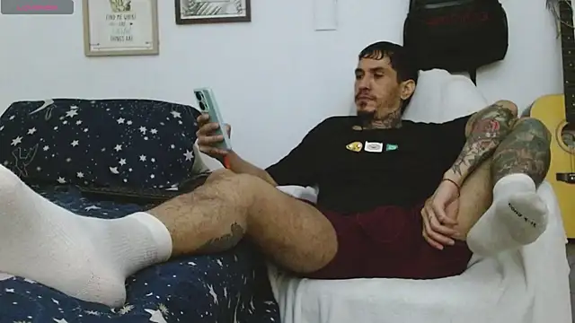 Snapshot of IaDoherty chatting on October 10, 2025, 7:29 am IaDoherty online show from October 10, 2025, 7:29 am