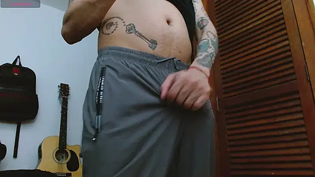 Snapshot of IaDoherty chatting on October 19, 2025, 8:15 am IaDoherty online show from October 19, 2025, 8:15 am