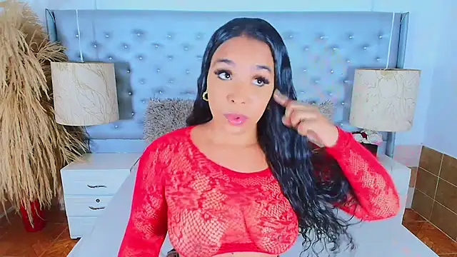 Snapshot of EileenBenzon chatting on September 10, 2025, 2:39 pm EileenBenzon online show from September 10, 2025, 2:39 pm