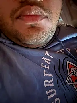 ved240 online show from October 12, 2025, 6:12 am