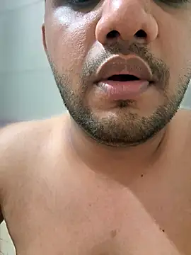 ved240 online show from October 14, 2025, 5:14 pm