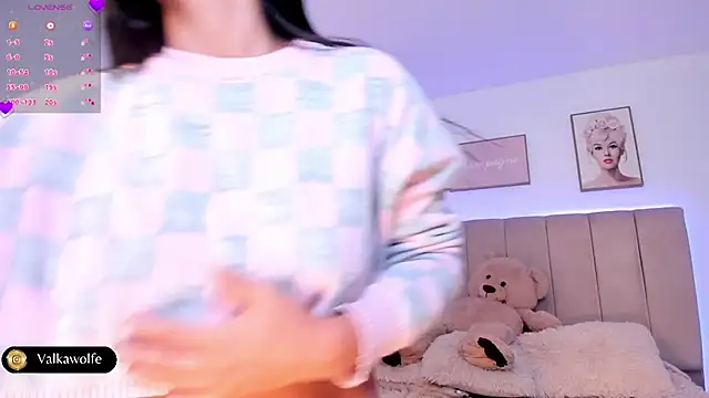 Snapshot of valka_wolfe chatting on January 25, 2025, 12:17 am valka wolfe online show from January 25, 2025, 12:17 am