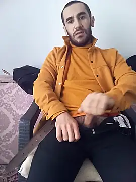 Snapshot of Atabey_65 chatting on November 4, 2025, 8:24 am Atabey 65 online show from November 4, 2025, 8:24 am