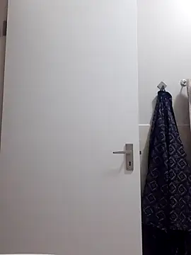 Snapshot of MIGHTY_MAGNUM chatting on January 2, 2025, 8:02 pm MIGHTY MAGNUM online show from January 2, 2025, 8:02 pm