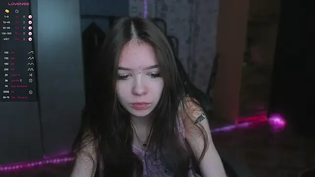 Snapshot of SweetyDeviliya chatting on December 3, 2025, 1:35 am SweetyDeviliya online show from December 3, 2025, 1:35 am