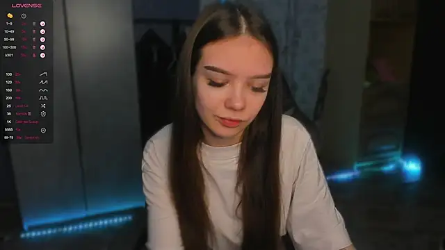 Snapshot of SweetyDeviliya chatting on December 4, 2025, 2:21 am SweetyDeviliya online show from December 4, 2025, 2:21 am