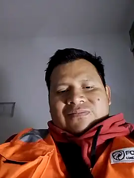 Snapshot of zeta29 chatting on September 16, 2025, 7:09 am zeta29 online show from September 16, 2025, 7:09 am