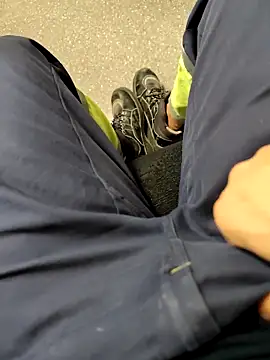 coppiapazza online show from October 10, 2025, 8:19 pm