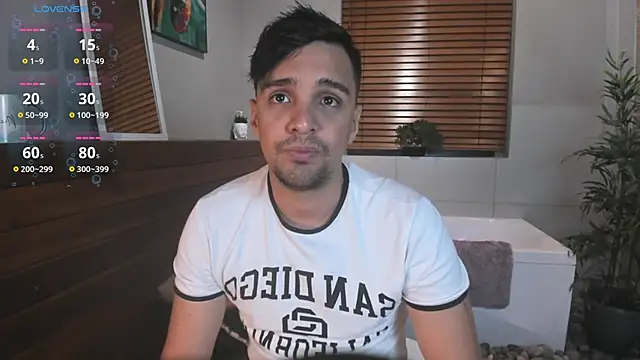 Edward max online show from October 18, 2025, 10:21 pm