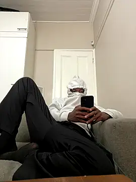 Mischevous T69 online show from September 29, 2025, 11:15 am