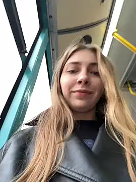 Snapshot of Sunny___Bunny chatting on November 2, 2025, 1:02 pm Sunny Bunny online show from November 2, 2025, 1:02 pm